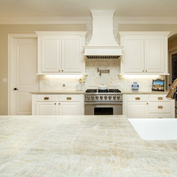 Wellspring Lake - Kitchen