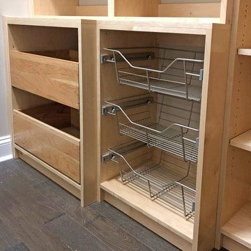 A real WOW custom pantry