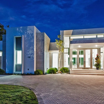 Miami, FL Modernist Luxury Home