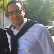 Yassine Bench's photo