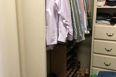 Example of a closet design in Austin