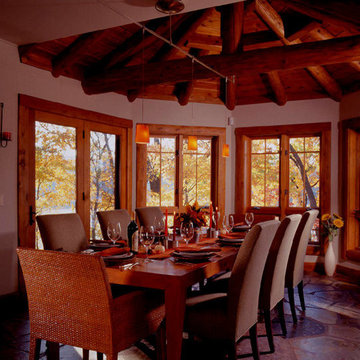 MODERN NATURAL LOG HOME