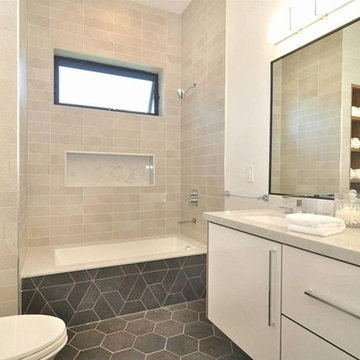 Contemporary Sherman Oaks Home