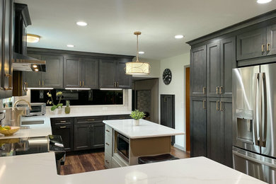 Inspiration for a contemporary kitchen remodel in Cleveland