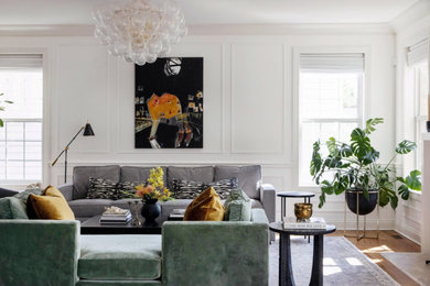 Living room photo in Chicago
