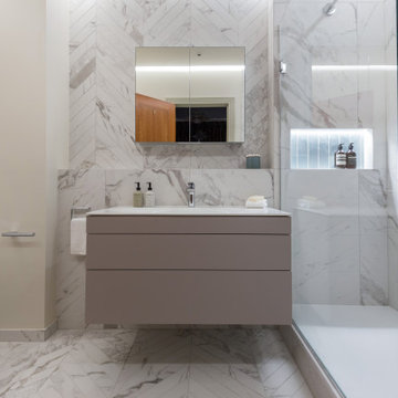 Barnes Bathroom