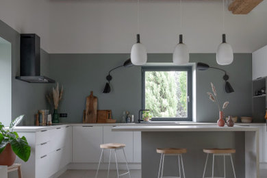 Idées déco pour une cuisine contemporaine.