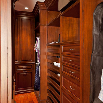 Residential Bar Walking Closet
