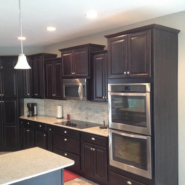 Wellborn Forest Cabinet Series