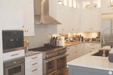 Inspiration for a contemporary kitchen remodel in Miami