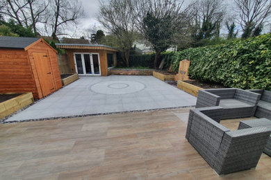 Moderner Patio in Oxfordshire