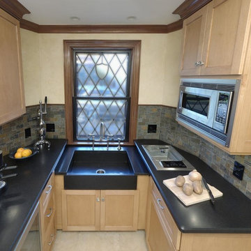 Satellite kitchen with Counter steamer