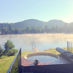 Cedar Hot Tubs in Decks - Hot Tubs