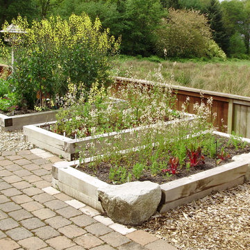 Cedar Raised Beds