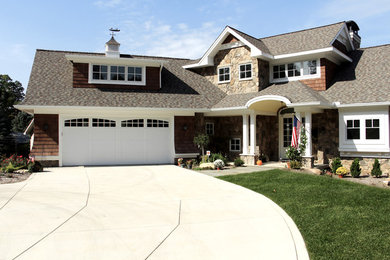 Inspiration for a craftsman home design remodel in Other