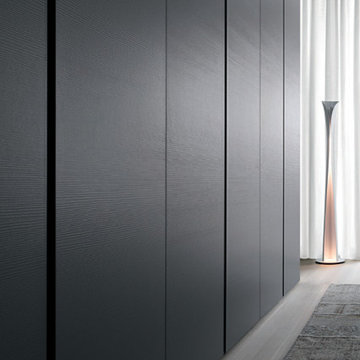 GROOVE - Hinged wardrobe