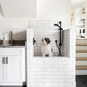 Family Friendly Mudroom in Wynnewood