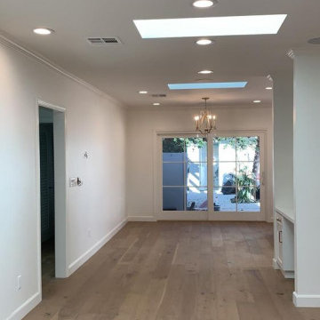 Ceiling Light Fixtures for A Classy Looking Lobby Remodeling