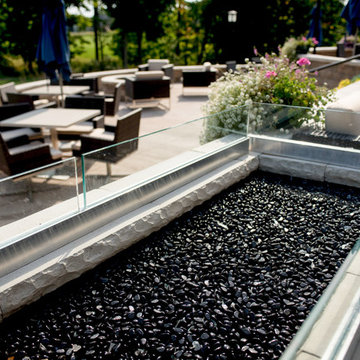 Gorgeous Clubhouse Patio Recharge