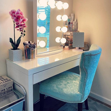 Hollywood Glow Vanity Mirror, Glossy White