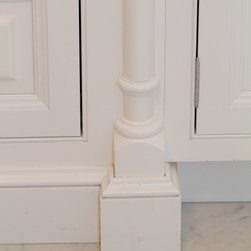 Ridgewood, NJ - Traditional - Bath - Bathroom Vanities And Sink Consoles