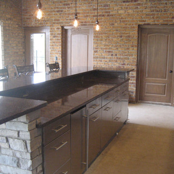 High Point Outdoor Kitchen (Designer: Jerilyn Horn)