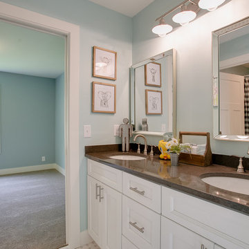 Farmhouse Chic Hits Minneapolis Suburb!!
