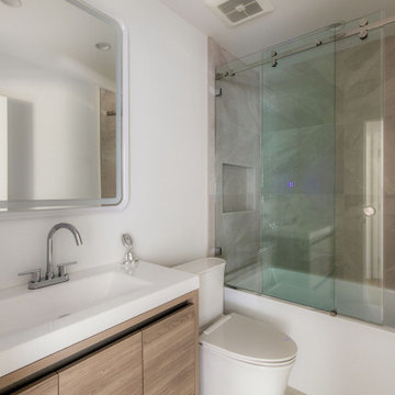 Contemporary Americana in Woodland Hills