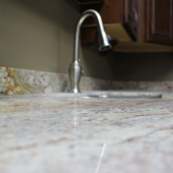 Kemper Cabinetry Display - Kitchen Countertops