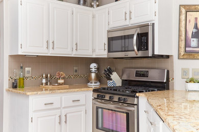 This is an example of a traditional kitchen in Bridgeport.