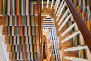 Example of a transitional home design design in Charleston
