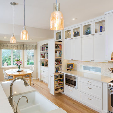 Updated with Elegance Kitchen and Master Bathroom