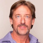 Lee Wallenders foto