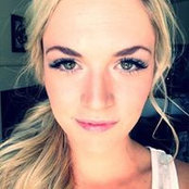 Ariel Stricklers foto