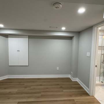 1,100 Sq Ft Legal Second Unit Basement Apartment - Oakville
