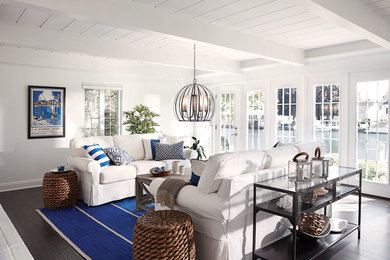 Inspiration for a contemporary home design remodel in Miami