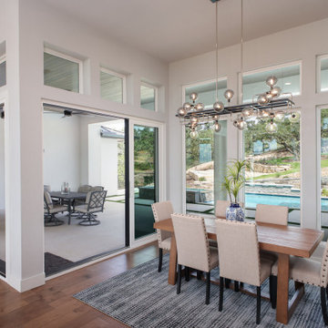 Modern: 4,950 ft², 4 BR/4 BA/2 ST home