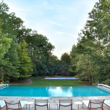 Glencoe, IL Vanishing Edge Swimming Pool with Auto Cover