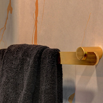 Trendy Hall Bath in Anthem Country Club