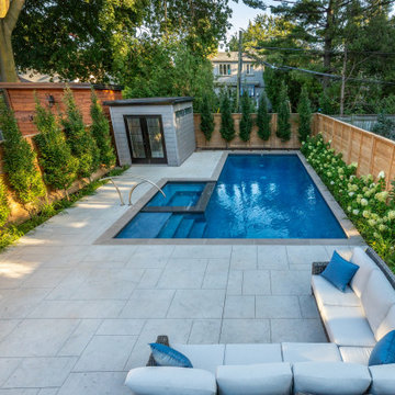 Contemporary Look for a Small Backyard