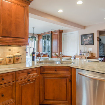 Two toned Kitchen in Hudson NH