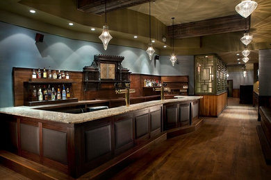 Home bar - eclectic home bar idea in New York
