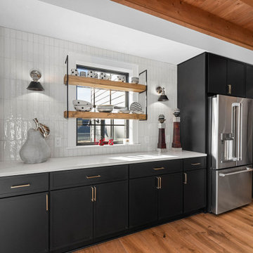 Summit Stunner: Seamless Storage and Style
