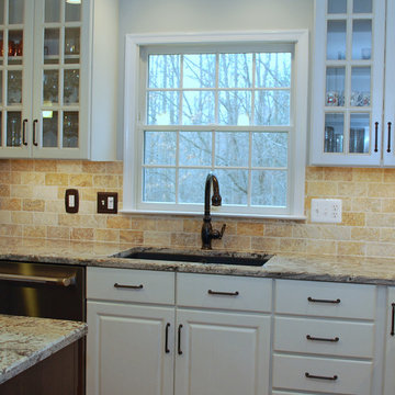 Colonial Feeling Kitchen in La Plata