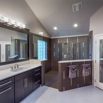 Contemporary Master Bath