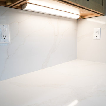 Modern Light Oak Shaker Kitchen with Waterfall Quartz Island P3| The Cabination