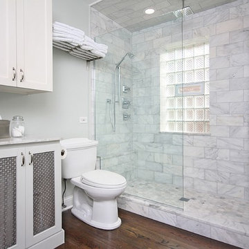 Large Traditional Master Bathroom in Chicago's Uptown