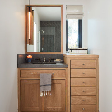 Farmhouse Bathroom