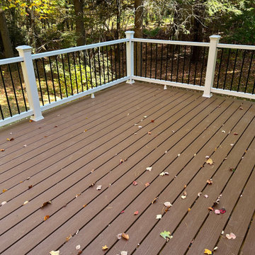 Jefferson, MA Backyard Deck