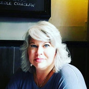 Julie Farriss foto